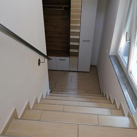 Ferienwohnung Weingut Brutscher Roschbach Екстериор снимка
